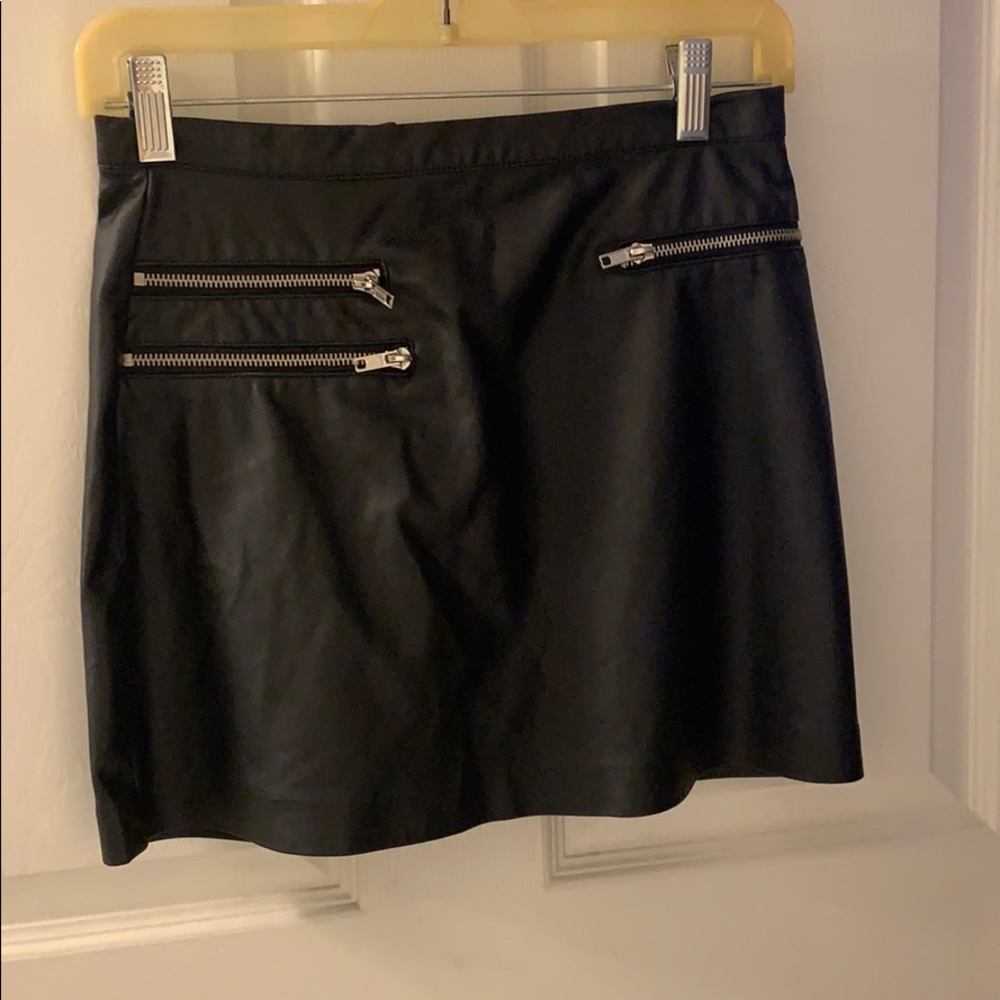 NWOT Topshop vegan leather mini skirt
